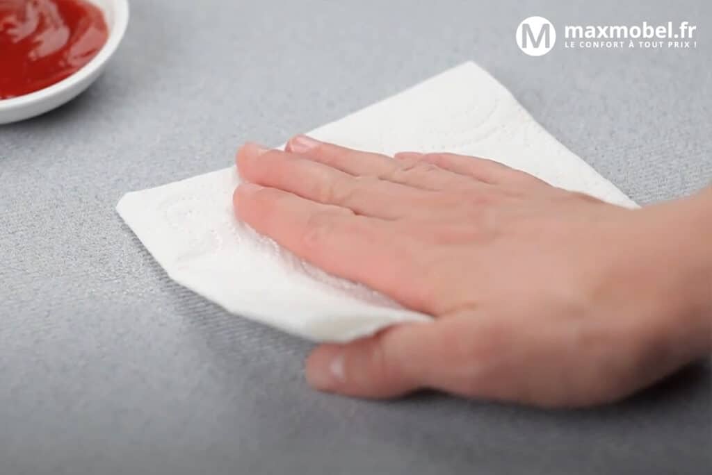 Comment entretenir un canapé Maxmobel ?
